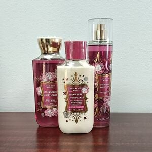 Bath & Body Works STRAWBERRY SNOWFLAKES 3 Piece Body Care Bundle Set